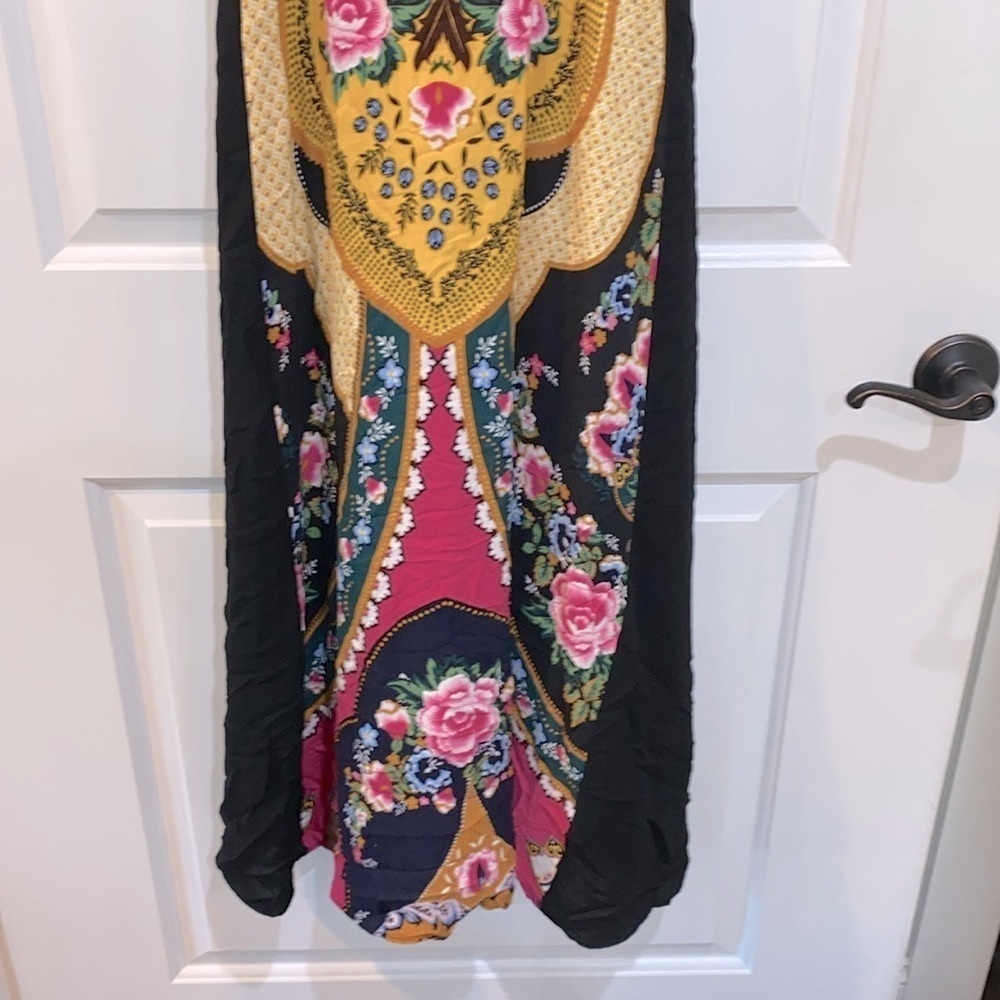 Farm Rio petite black floral maxi dress - Picture 6 of 13